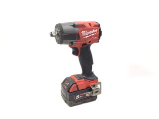 taladro a bateria milwaukee m18 fmtiw2f12