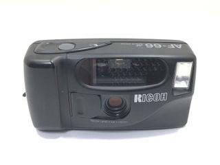 camara compacta 35mm ricoh af-66