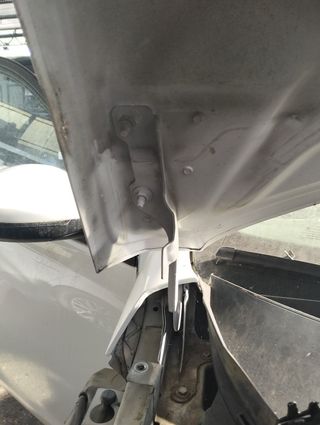 BISAGRA CAPO DERECHA PEUGEOT 308