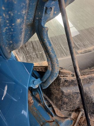 BISAGRA CAPO DERECHA HYUNDAI I10 (AC3)