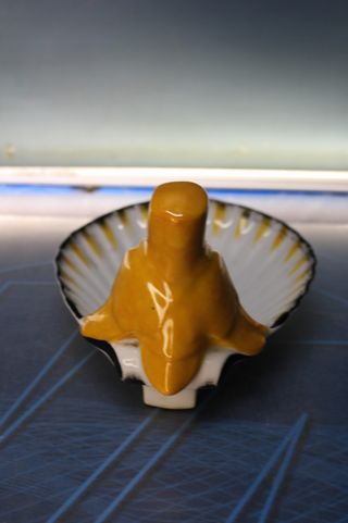 Fuente, plato diseño de Marcel Sandoz para Theodore Haviland (Limoges, Francia).