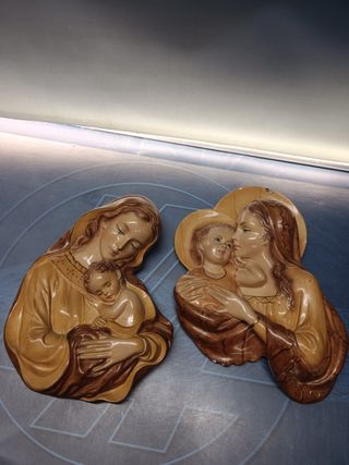 Dos figuras, virgen con niño, decoración 28 x de pared 28x20 cm y 28x28 cm
