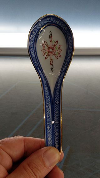 Cucharas de porcelana china.