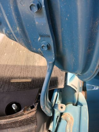 BISAGRA CAPO IZQUIERDA HYUNDAI I10 (AC3)