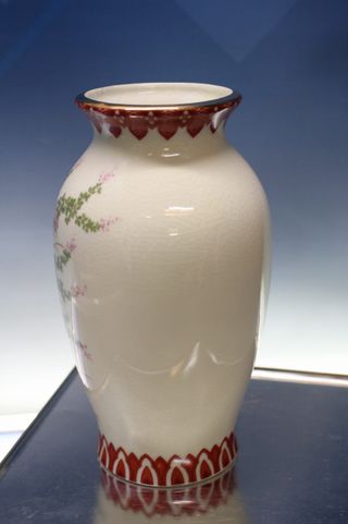 Precioso jarrón de porcelana china de mediados s.XX.