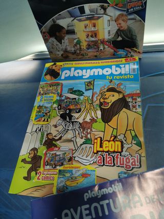 Lote 7 catálogos de Playmobil (diferentes años) + 2 revistas y alguno repetido