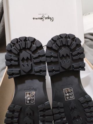 Botas Pepe Jeans de piel con tachuelas