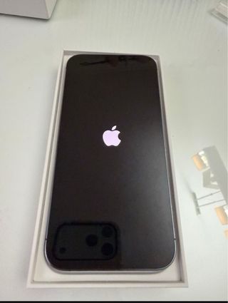 iPhone 14 Pro Max Viola
