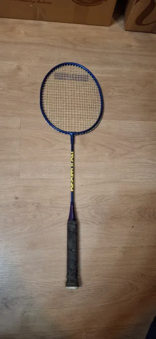Raqueta de bádminton azul