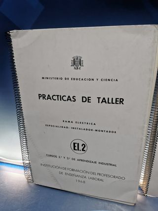 ministerio de educación y ciencia , 1968 , practicas de taller ,dictadura franquista