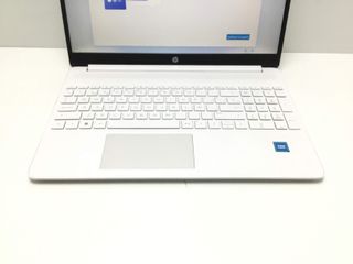 pc portatil hp 15s-fq3002ns