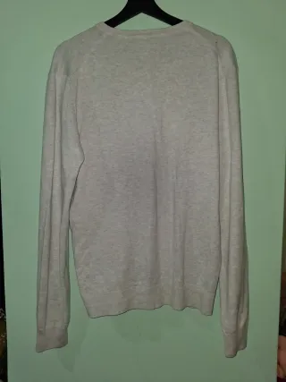 Jersey fino cuello pico gris