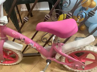 Bicicleta Minnie 12 con ruedines