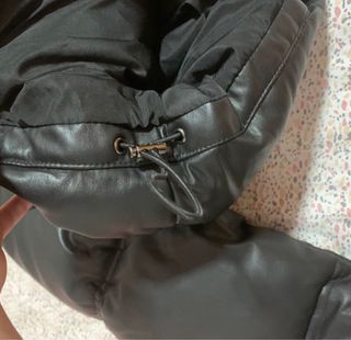 Casaco preto acolchoado novo