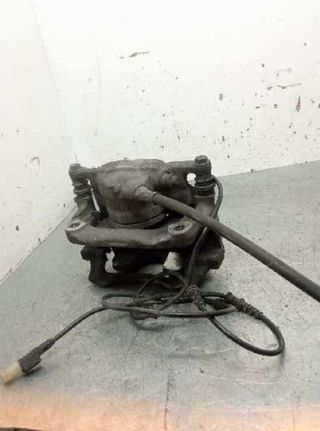 Pinza mercedes-benz 212328 295x28 clase cla - c117