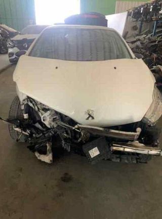 Peugeot 206460 caja relés / 9819849680 208 1.0 vti