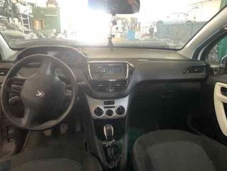 Peugeot 206460 caja relés / 9819849680 208 1.0 vti