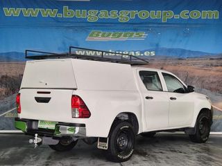 TOYOTA HILUX 2.4 D-4D 150 CV 5 PLAZAS DOBLE CABINA CAPOTA