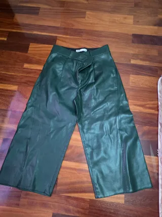 Pantalón Zara Verde Talla M