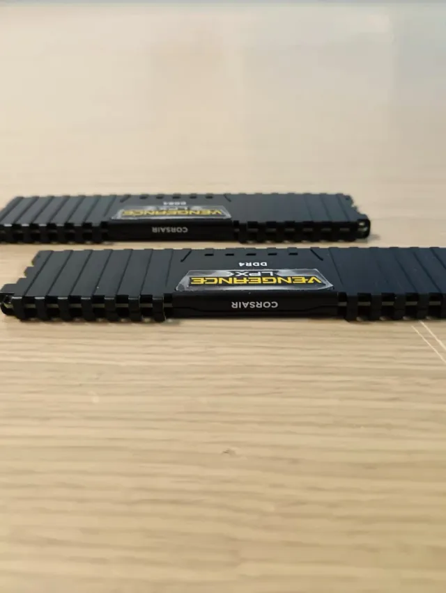 RAM DDR4 32GB CORSAIR VENGEANCE LPX