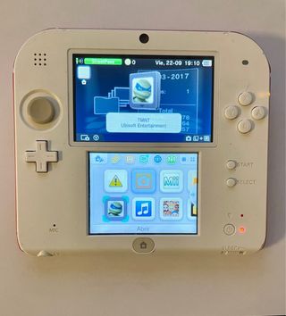Nintendo 2DS Blanca y Roja
