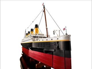 LEGO Titanic 10294