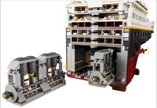 LEGO Titanic 10294