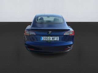 Tesla Model 3 Rwd