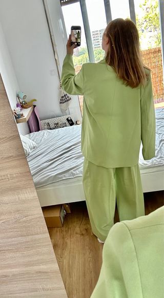 Traje Zara verde manzana  - Blazer + Pantalones