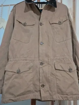 Chaqueta Harrington Burberry Beige Negra
