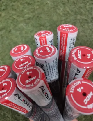 Golf Pride MCC 4+ ALIGN Midsize Grips (10 ud)