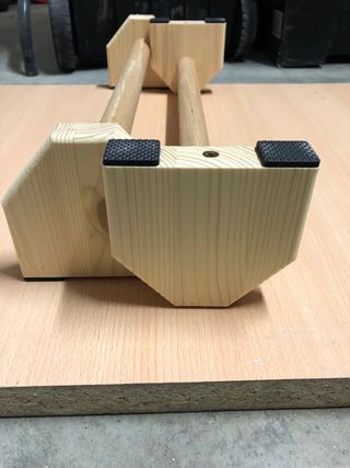 Barras paralelas de madera