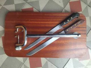 Jamonero Arainox con 2 cuchillos