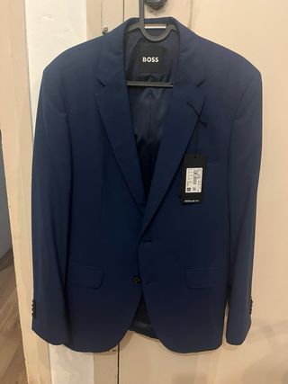 Traje BOSS Azul Talla 46 Nuevo
