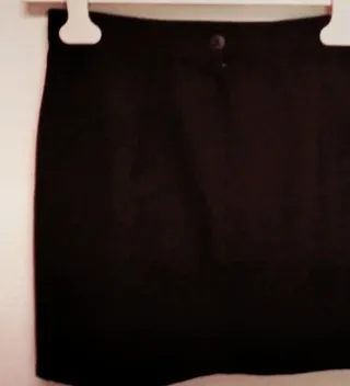 Falda clásica negra mujer