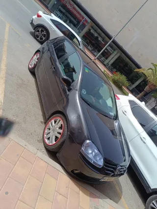 Golf 5 1.9. 105 cv. 393 km