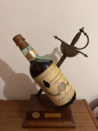 Botella Pedro Domecq Carlos III