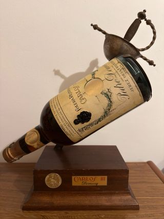 Botella Pedro Domecq Carlos III