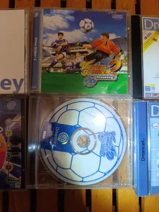 Consola Sega Dreamcast + Juegos + 2 Mandos