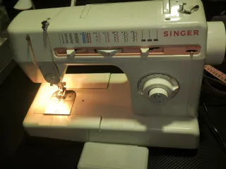 Máquina de coser Singer automática