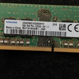 HP Fury Laptop Plata y Negro