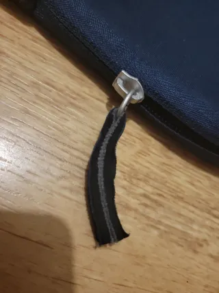 Funda portátil ISY 34x25 cm