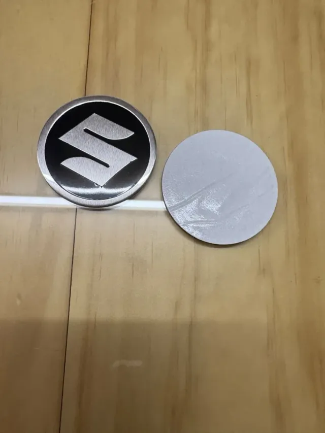 suzuki emblemas!!