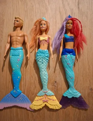 Muñecos sirena Barbie y Ken