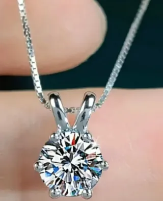 Conjunto Playa: Pendientes y Collar Moissanitas