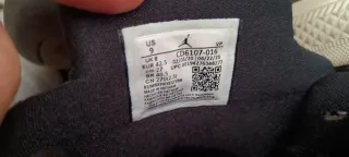 Zapatillas Jordan Talla 42 Negras Rojas