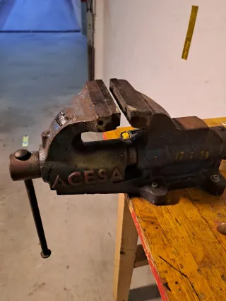 Torno de banco ACERO