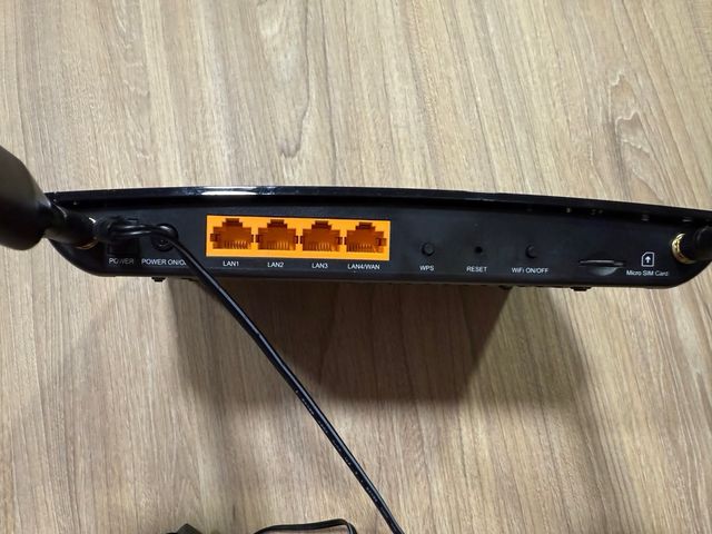 Router TP-Link Nero con Antenne