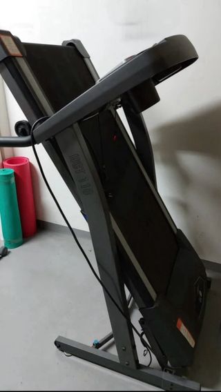 Cinta de correr plegable HTC 110