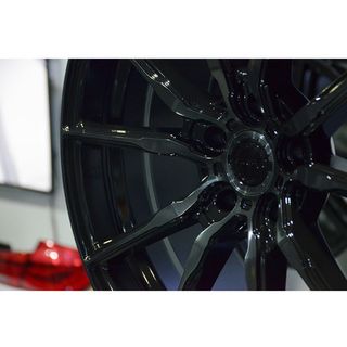 Juego de 4 Llantas 19 Concaver CVR4 Double Tinted